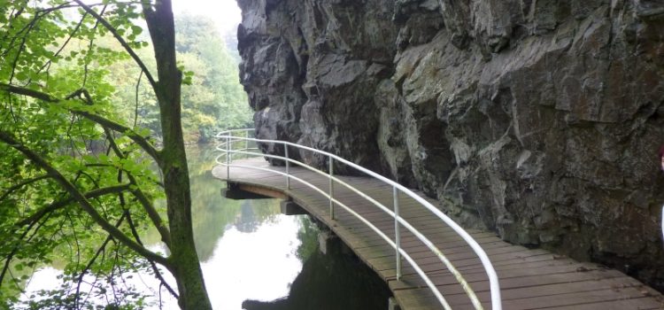 Lahnwanderweg Etappe 13: Weilburg – Aumenau Lahnwanderweg Etappe 13: Weilburg – Aumenau