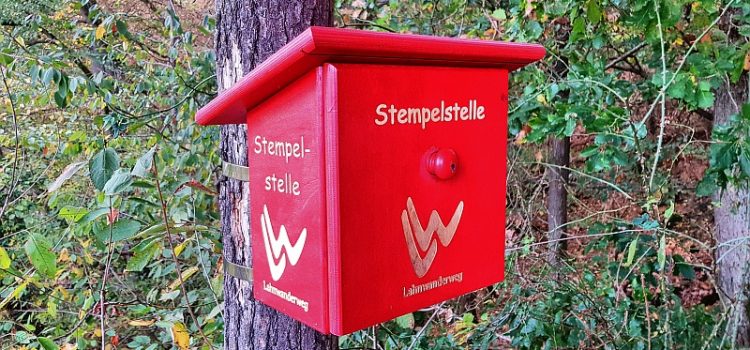 8 Wochen 8 Stempel – Gewinnspiel am Lahnwanderweg! Stempelkasten am Lahnwanderweg